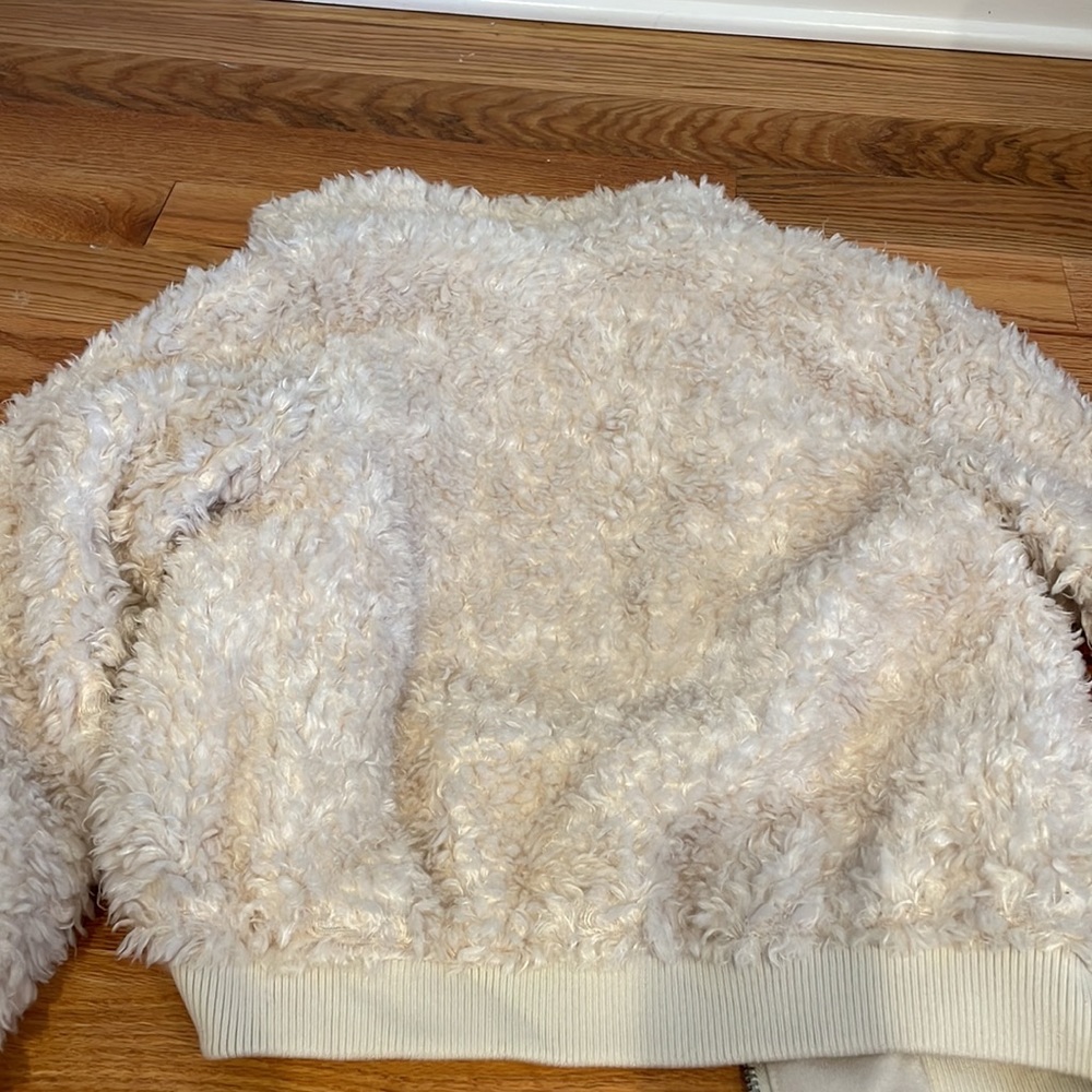Jacket - Picture 4 of 5